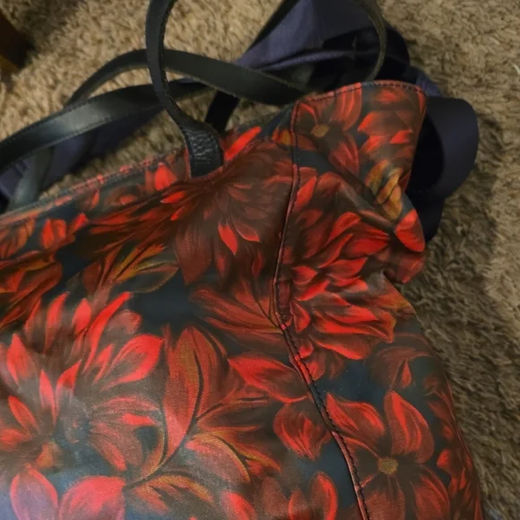 Patricia Nash Red and Black Floral Shoulder Bag with Navy Strap - Picture 8 of 15